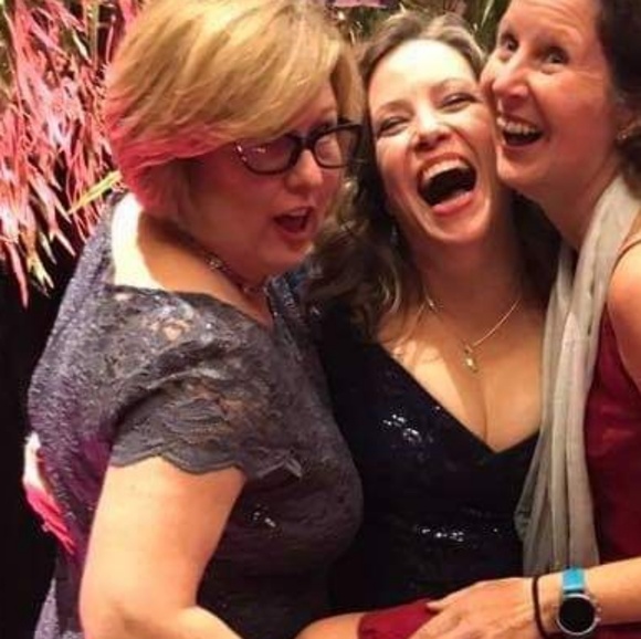 Meet your Posher, Cori - Picture 2 of 2